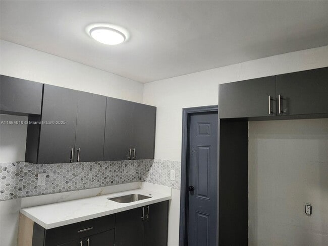 Photo - 184 NW 58th St Unit 184