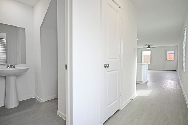 Photo - 7530 India Star