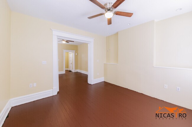 172 E 11th Ave