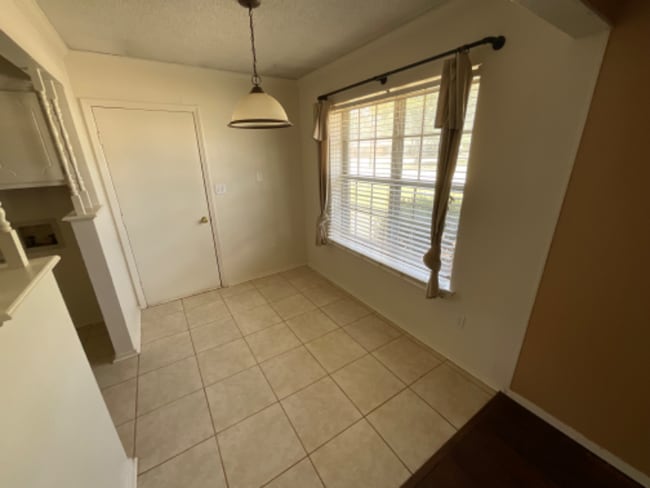Photo - 4137 Beard Ave