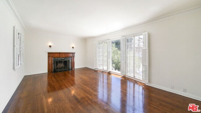 Photo - 1284 S Beverly Glen Blvd