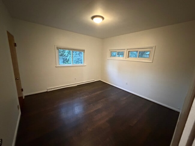 1916 S Stockman Rd Unit A  Upstairs Unit