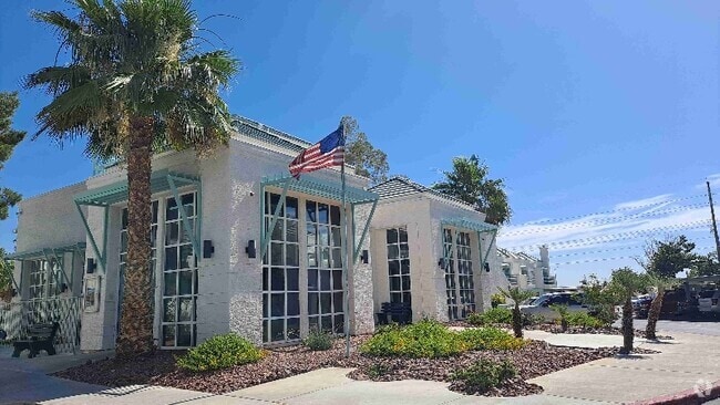 Building Photo - 7100 W Pirates Cove Rd Rental