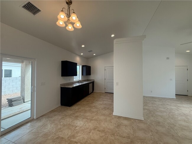 3591 N Verdugo Rd