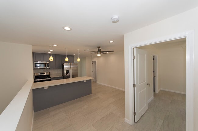 Photo - 1068 Kinau St