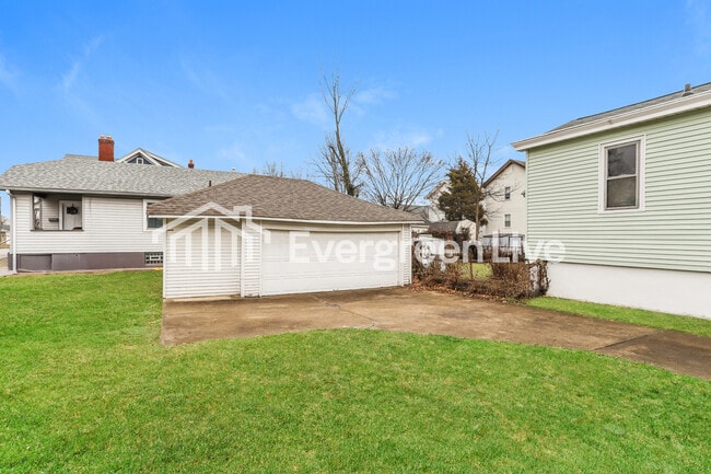 Photo - 2004 Dale Rd