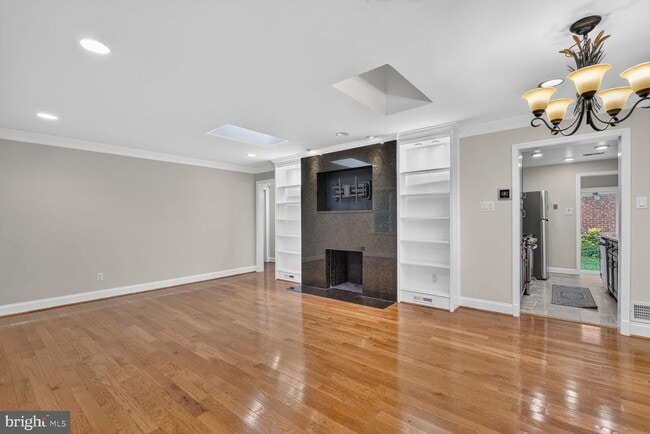 Building Photo - 1813 Florin St