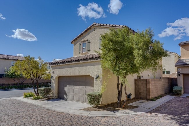Photo - Bright & Welcoming 3-Bedroom Home in the Heart of 89113