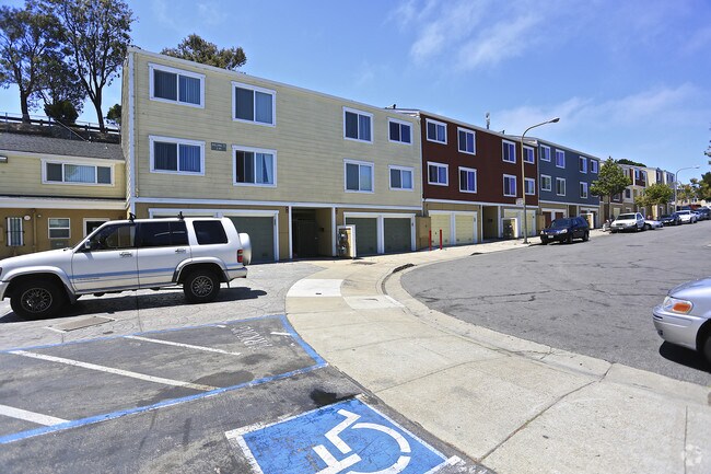 Photo - Northridge Cooperative