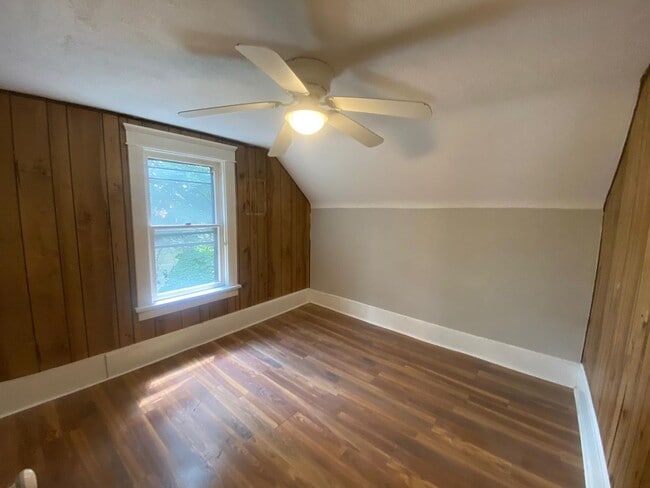 Photo - Spacious 3-Bed Single-Family Home in Quiet Kenmore Neighborhood