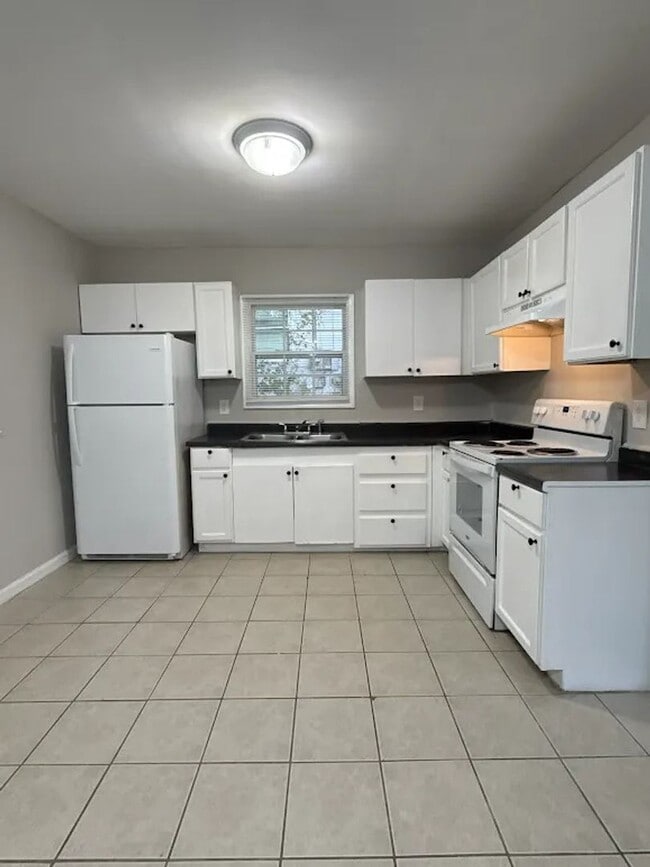 Photo - 2 Bed, 2 Bath in Atlanta!