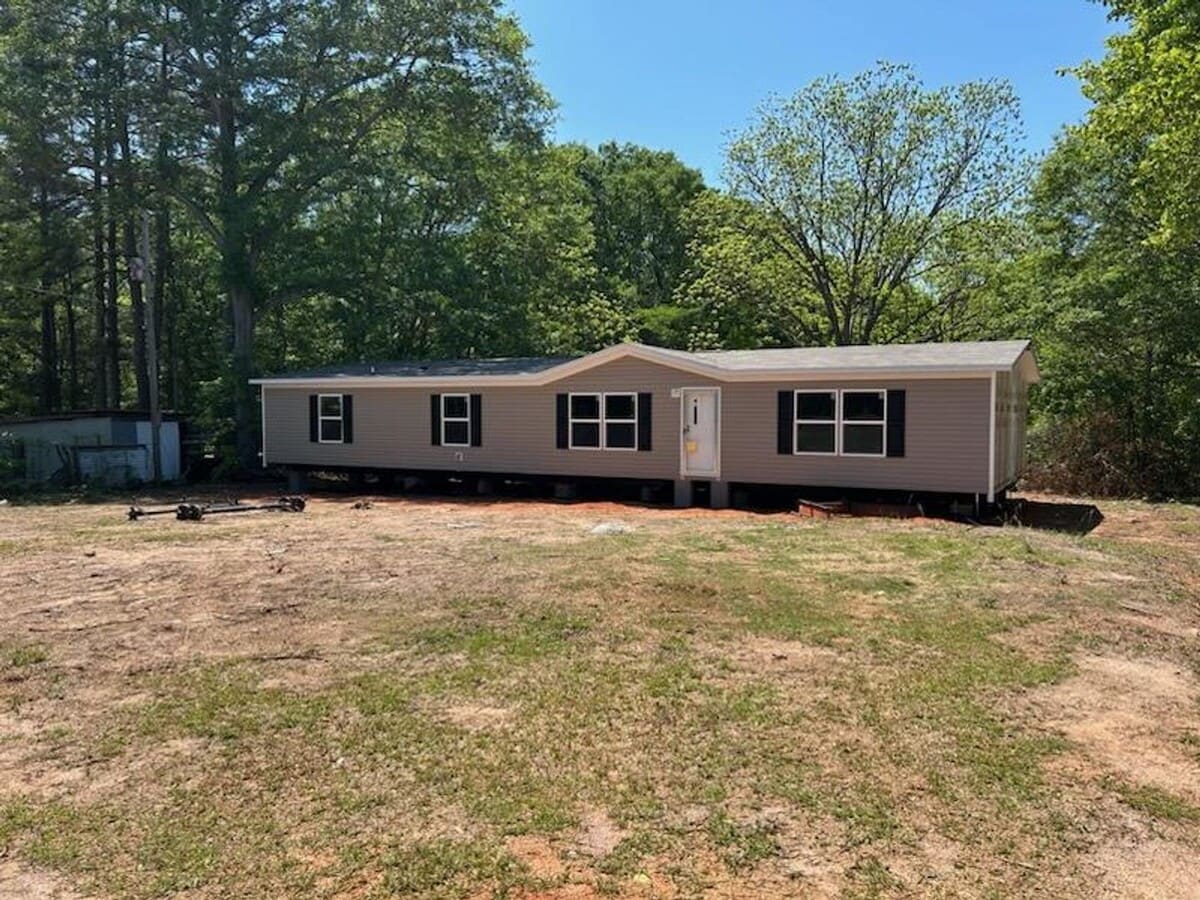 Now Leasing-accepting applications-Hart Co... - Now Leasing-accepting applications-Hart Co... House