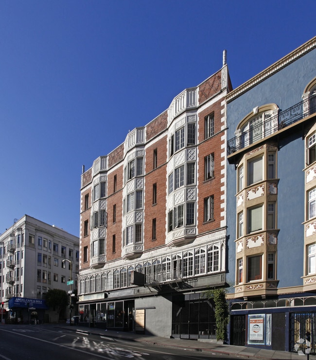 610 Leavenworth