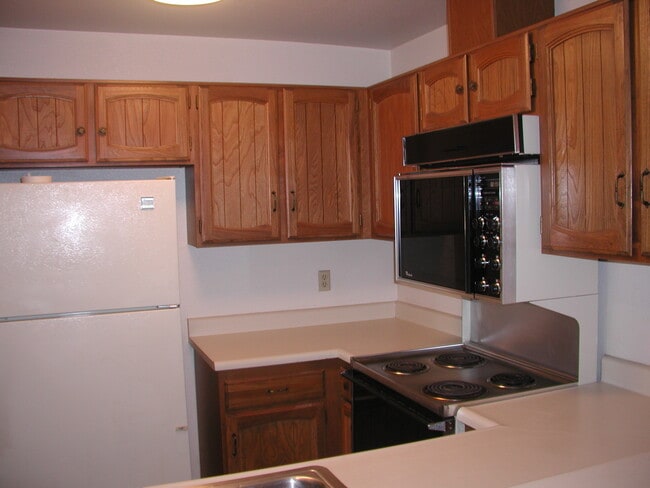 Photo - 3400 Sullivan Ct