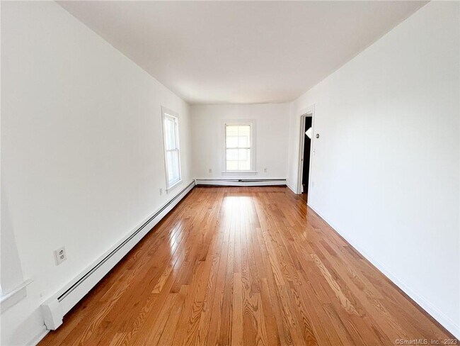 Photo - 12 Blackall Rd Unit 2