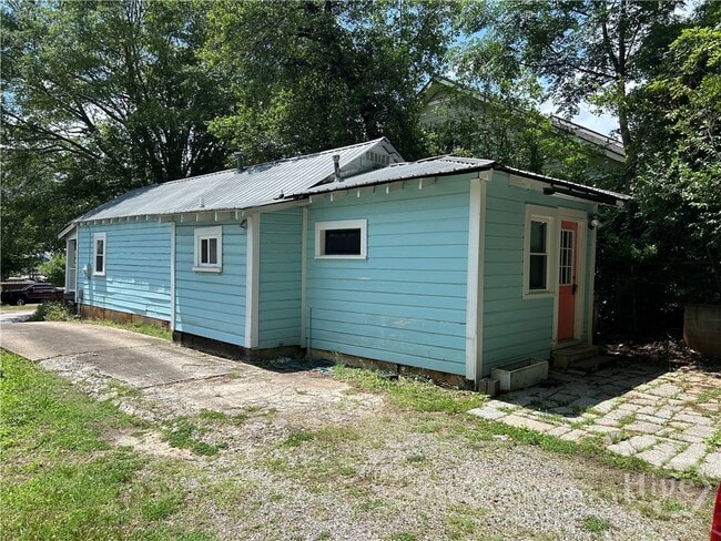 Photo - 433 S Rocksprings St