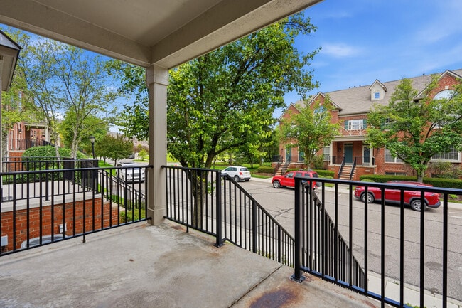 Photo - 39475 Springwater Dr