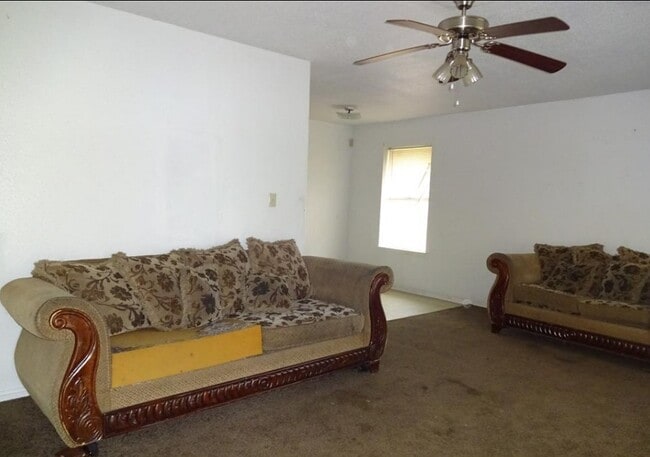 Photo - 6617 N Lincoln Dr