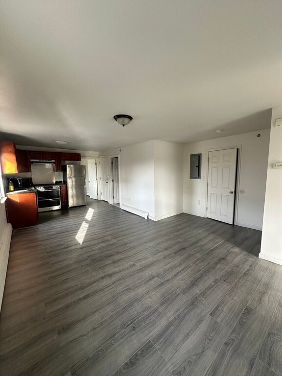 Photo - 14 2nd St Unit 3