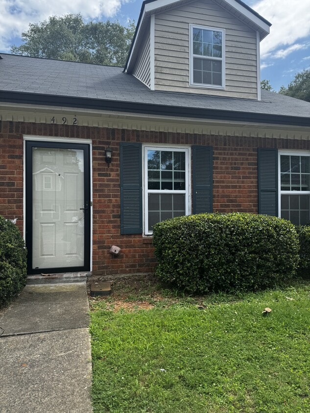 Photo - 492 Huntington Road (Athens, GA)