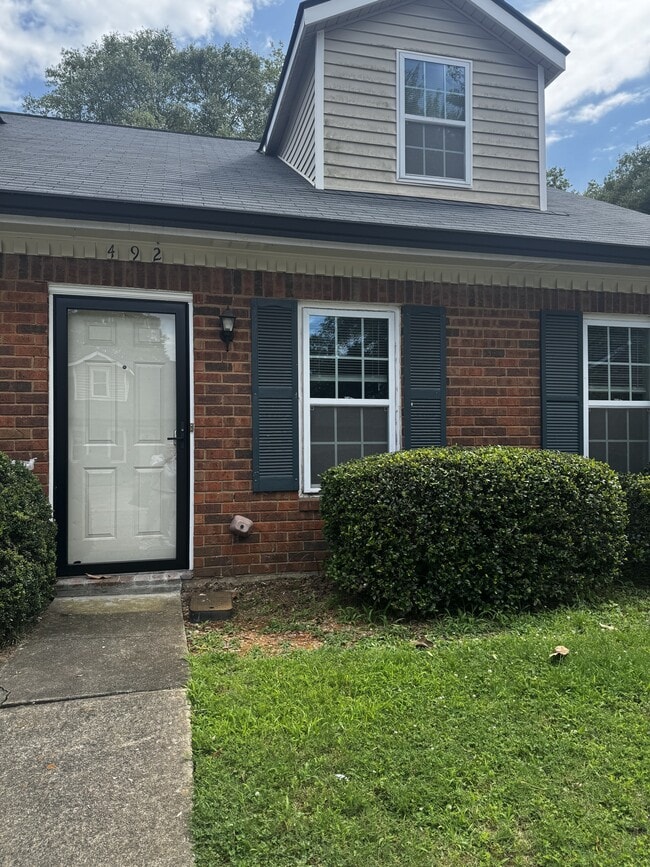 Photo - 492 Huntington Road Townhome