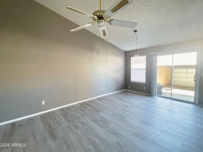 Photo - 2875 W Highland St