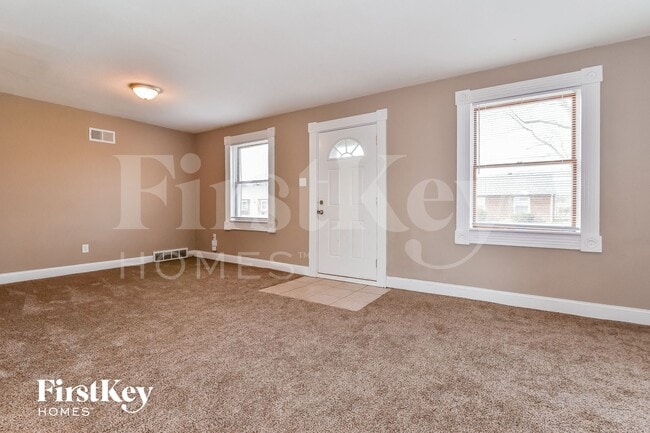 Photo - 9 Charlotte Dr