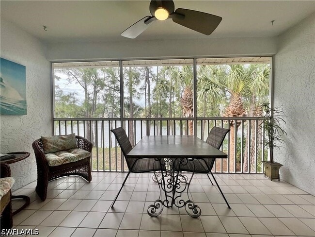 Building Photo - 1120 Sarah Jean Cir Unit B205