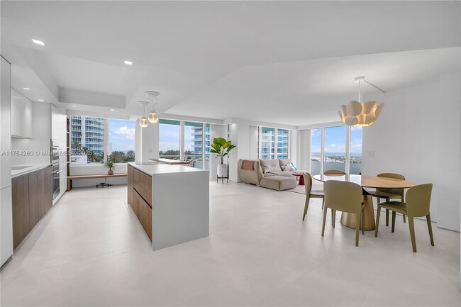 Photo - 400 South Pointe Dr Condo Unit 604