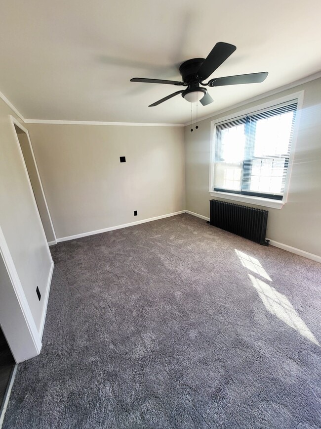 Photo - 3243 Floyd Walk