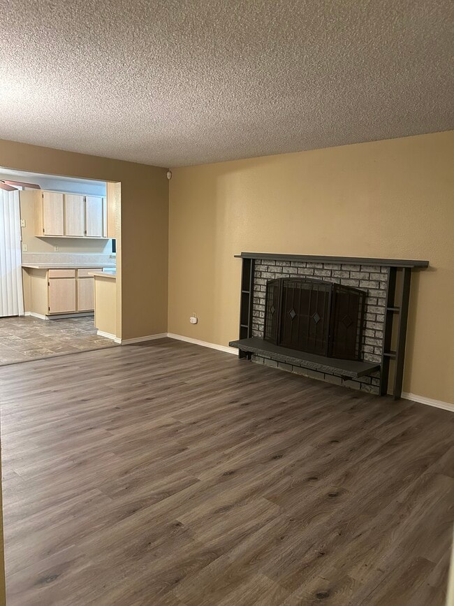 Photo - 9405 72nd Ave E