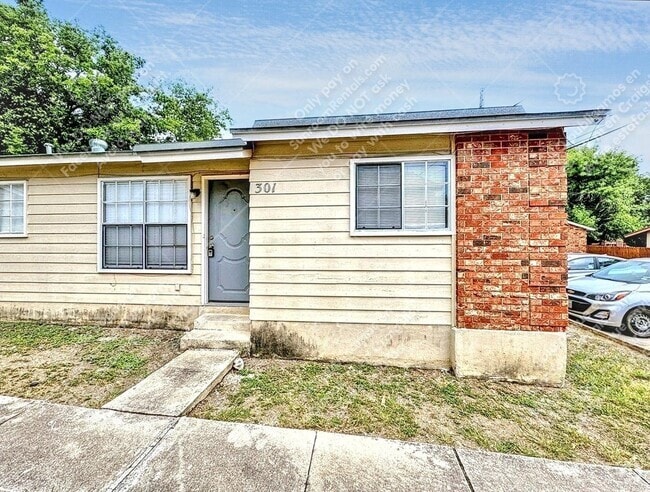 Building Photo - 844 E Sunshine Dr Rental