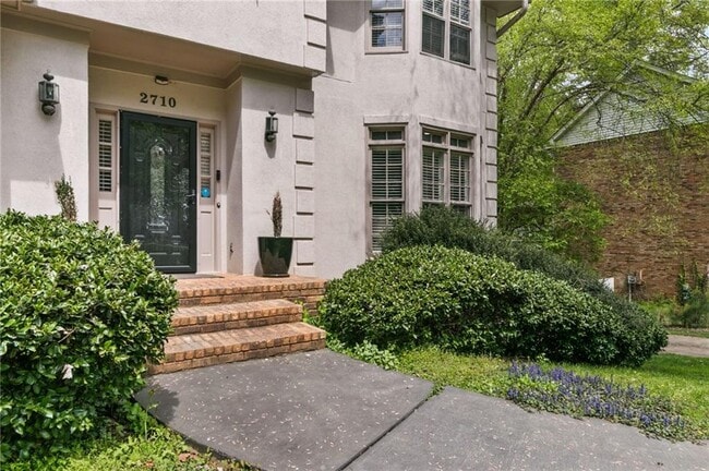 Photo - 2710 Abbottswell Dr