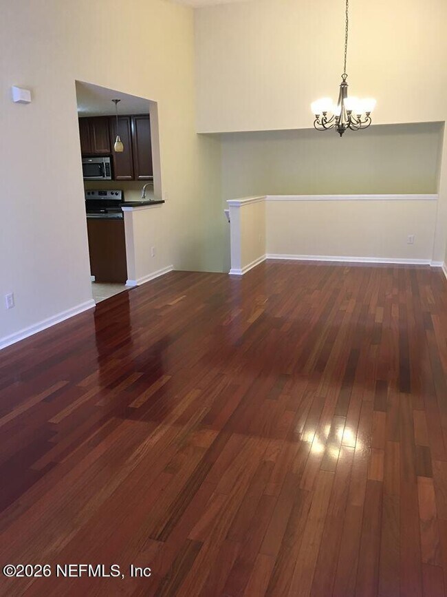 7053 Snowy Canyon Dr Unidad 112