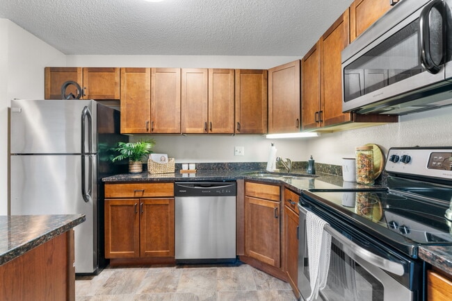 Photo - Cedars Lakeside