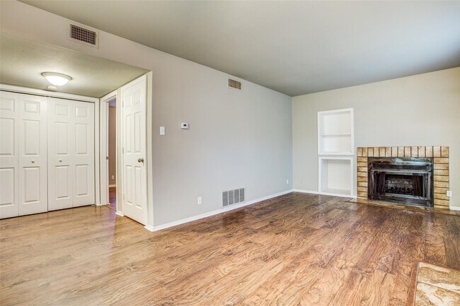 Photo - 3825 Camelot St Unit A