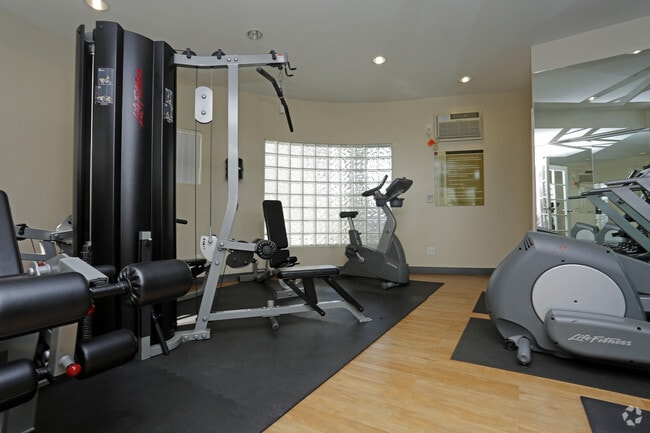 Gimnasio - Metropolitan Place Apartments