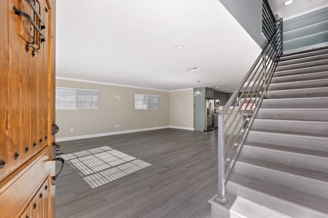 Photo - 2216 N Frederic St