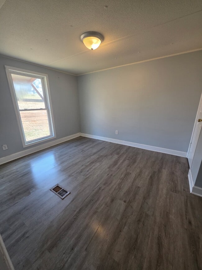 Photo - 652 Rices Creek Rd