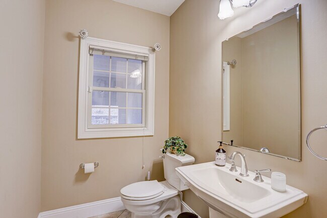 Photo - 45 Silver Fox Rd