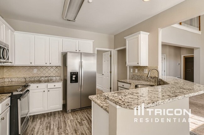 Photo - 529 Water Birch Way