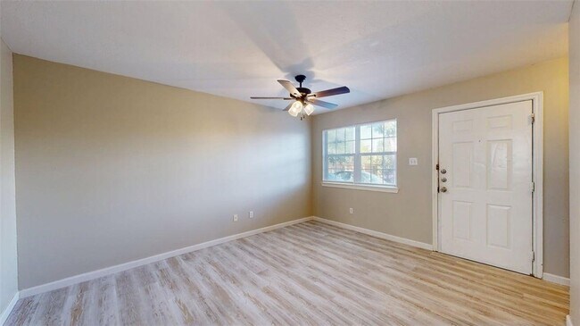 Photo - 306 Cherry St Unit B