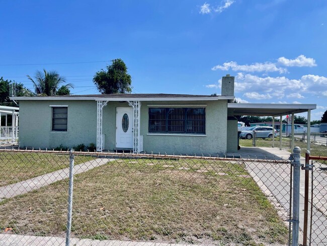Photo - 1026 Cherry Rd House