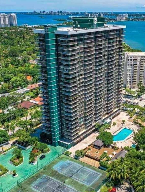 Building Photo - 780 NE 69th St Unit 2201