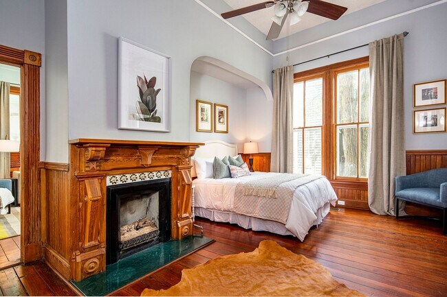 Photo - 664 Arlington Pl Unit 1