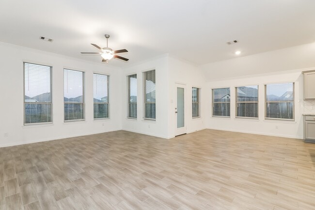 Photo - 14002 Oakdale Falls Ln