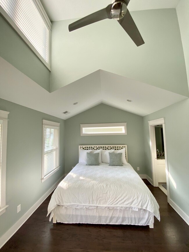 710 Buchanan St Unit House