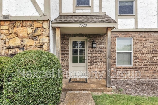 Photo - 7523 Bavarian Dr