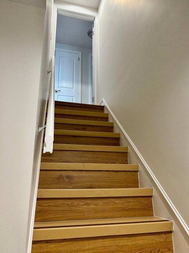 Photo - 6 Marwood Rd S