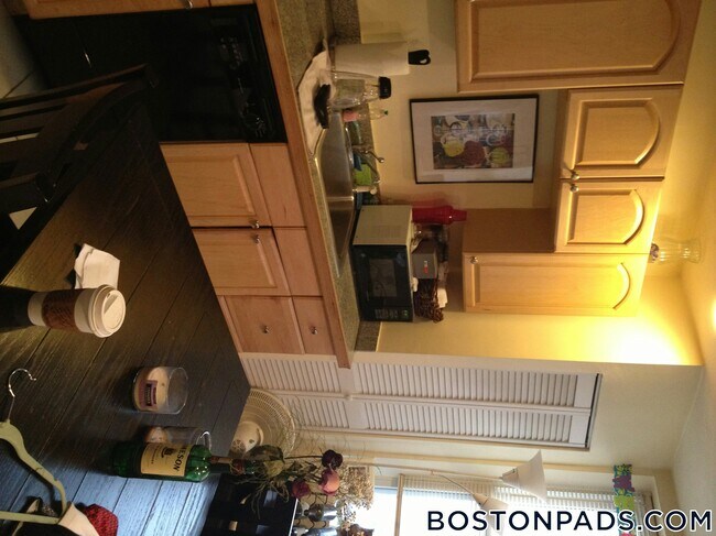 Photo - 224 Hanover St Unit 4